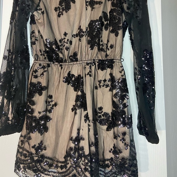 Romper - Picture 4 of 5